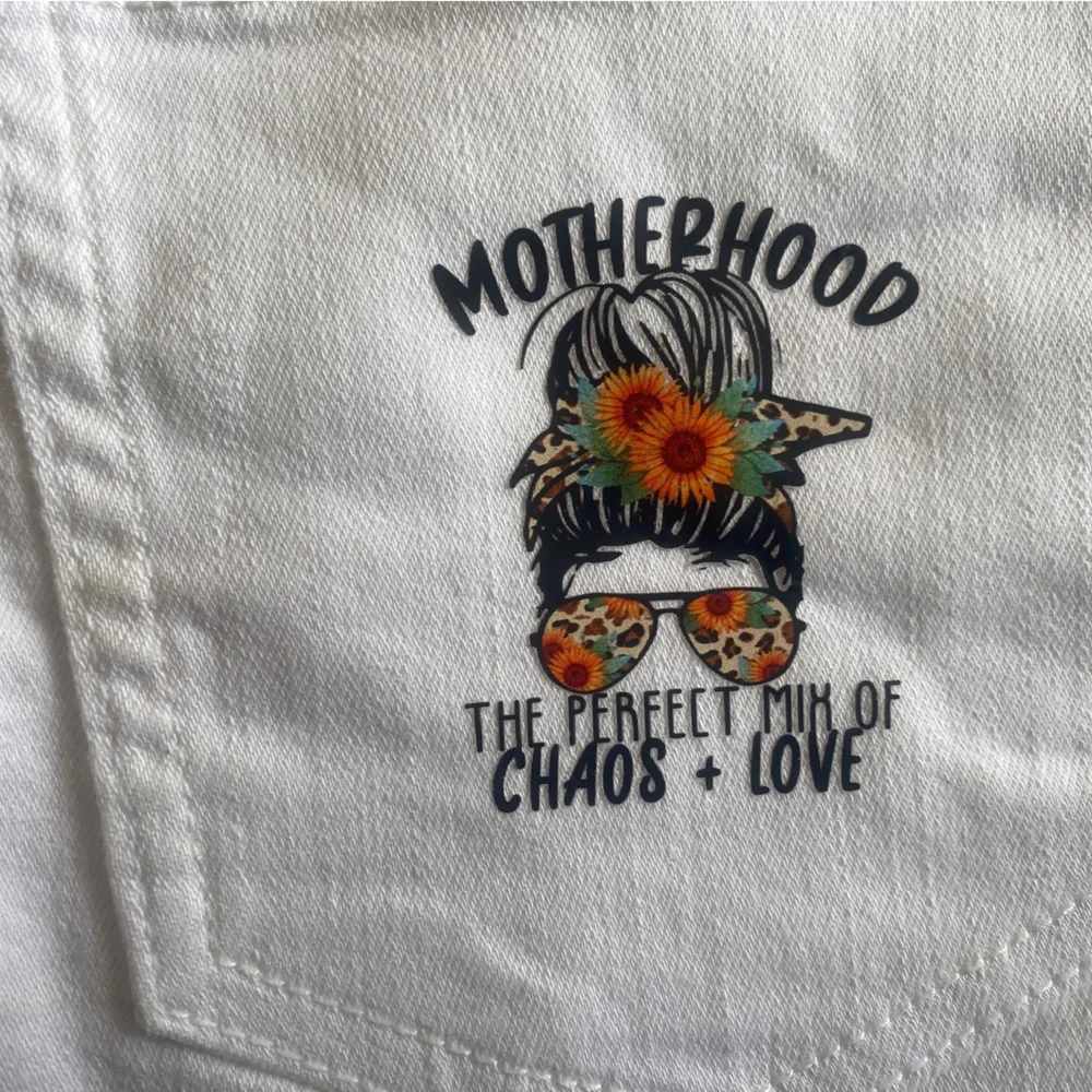 Celebrity pink the honey jean shorts with new sunflower ironon‎ transfers  5/27